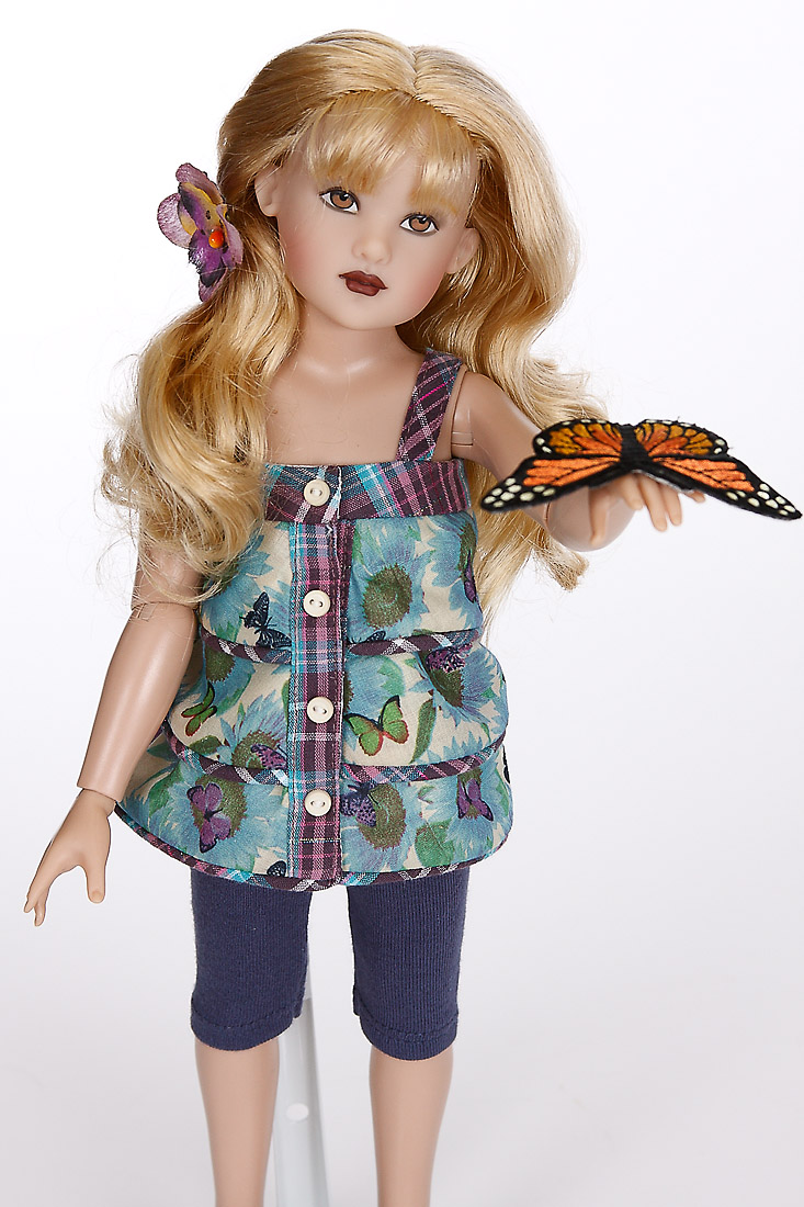 Piper Chasing Butterflies Vinyl Limited Edition Collectible Doll By