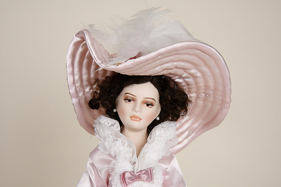 image of Anna, porcelain, art dolls by Francirek and Oliveira.