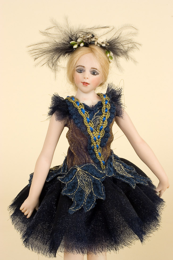 1062_2 Robbins porcelain doll Ballerina