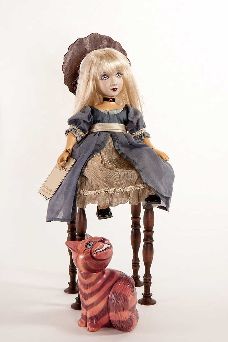 Alice in Wonderland Barbie with the Cheshire Cat