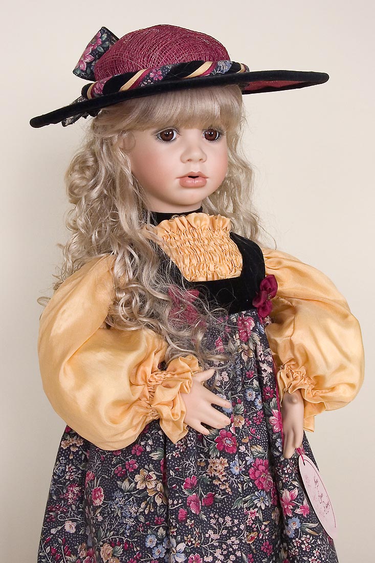 world gallery dolls and collectibles hand numbered limited edition