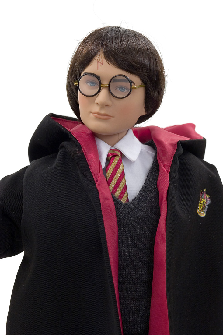 3963_2 Tonner vinyl doll Harry Potter Hogwarts