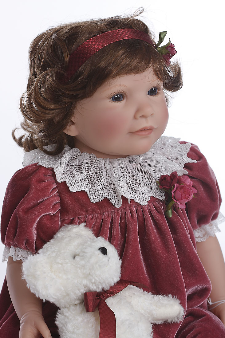 8798_2 Middleton vinyl doll Vintage Rose