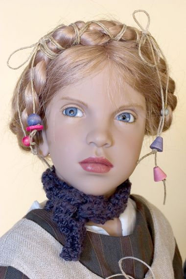 Schneeweizchen and Rosenrot (set) - collectible limited edition vinyl soft body art doll by doll artist Nicole Marschollek.