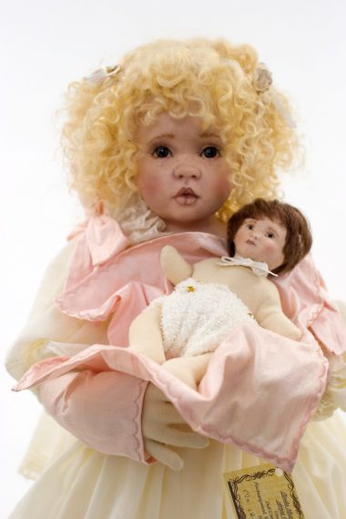 Georgia - collectible limited edition shellcloth art doll by doll artist Linda Murray.